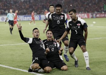 Shahril Ishak Tak Menutup Pintu untuk Persib