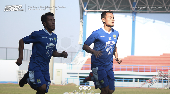 Hadapi Dua Kompetisi Sekaligus, Begini Tanggapan Pemain Persib