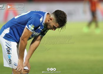 Tertunduk Lesu, Galeri Foto Persib Versus Perseru Serui