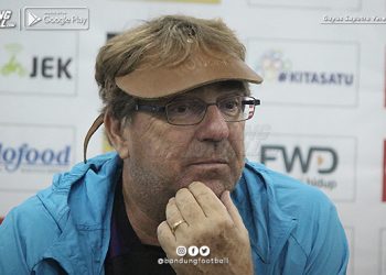 Robert Rene Angkat Suara Soal Rumor ke Persib