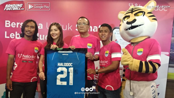 Persib Bandung Kembali Perkenalkan Sponsor Baru