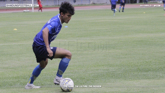 Tak Ada Kendala, Bek Persib Tambah Volume Latihan Mandiri