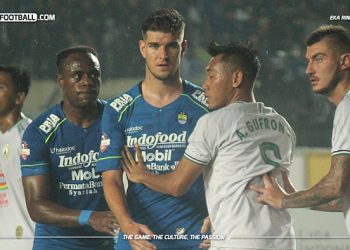 Diminati Klub Luar Negeri, Begini Respons Bek Persib
