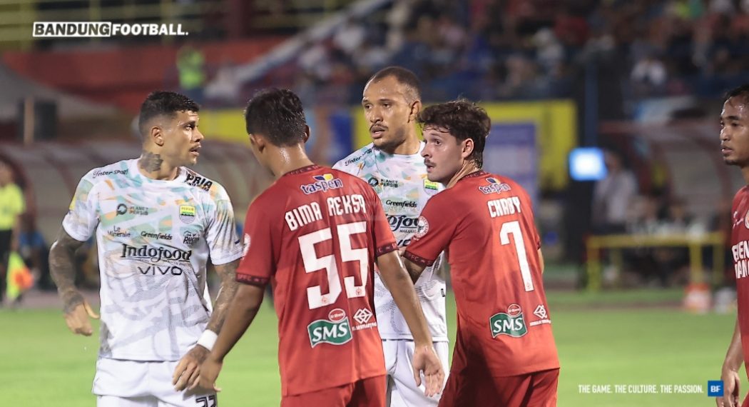 Gustavo Franca Enggan Ambil Pusing soal Persaingan Tim Papan Atas Liga 1