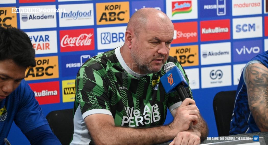 Bojan Hodak Antisipasi Misi Bangkit PSS dari Juru Kunci