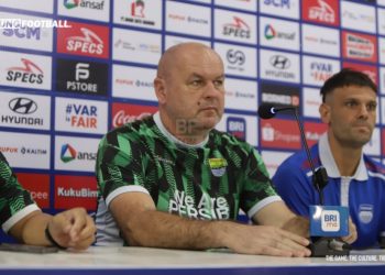 Borneo FC Vs Persib: Bojan Hodak Siap Hadapi Kutukan Stadion Segiri