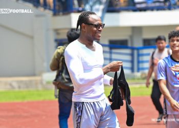 Papa Igbo Siap Tutup Karier dengan Manis, Bojan Hodak: Dia Pantas Dapat Menit Bermain