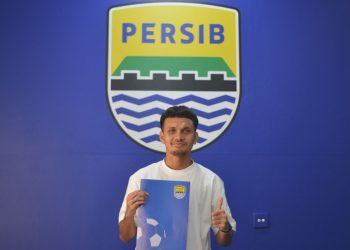 Persib Umumkan Al Hamra Hehanussa Lewat Flyer di Tiga Titik Ikonik Kota Bandung
