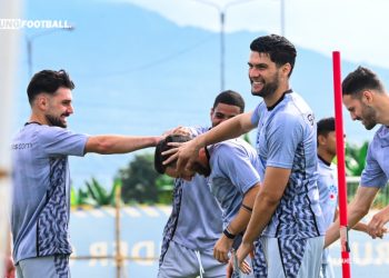 Bojan Hodak Bicara Kemungkinan Persib Tambah Pemain Asing
