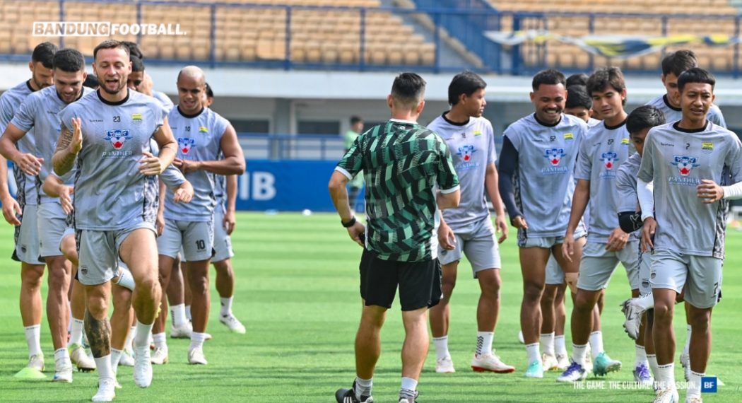 Bojan Hodak Beberkan Strategi Persib Hadapi Semen Padang di Laga Pembuka