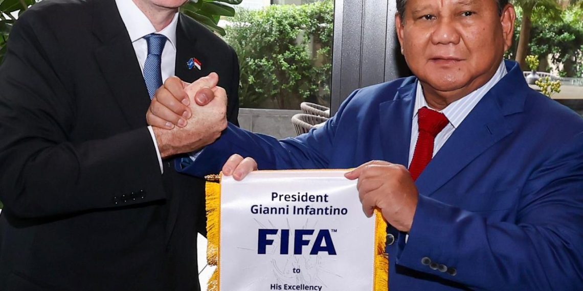 Prabowo Temui Presiden FIFA Gianni Infantino