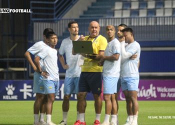 Persib Tantang Bangkok United, Bojan Hodak Waspadai Duel Fisik dan Kelelahan