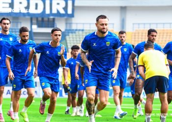 Klok Singgung Faisal Halim, Tegaskan Fokus Persib Hadapi Selangor