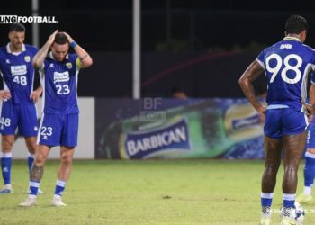 Dijegal The Sailors 2-3, Bojan Hodak Kecewa Berat dengan Performa Pemain Pengganti
