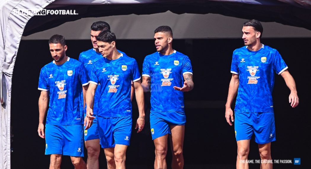 Persib Tak Utuh Jelang Lawan PSM, Bojan Hodak Pasang Alarm Bahaya