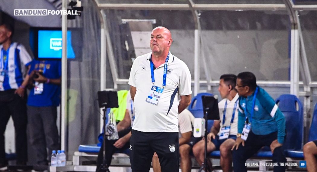 Di Atas Klasemen, Bojan Ungkap PR Besar Persib di Putaran Pertama