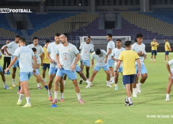 Bojan Hodak Bahas Masalah Persib yang Rawan Tersandung Tim Papan Bawah