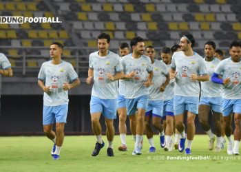 Derby Dua Raksasa, Bojan Hodak Bocorkan Kunci Hadapi Persebaya