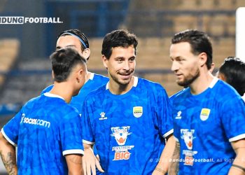 Dapat Tenaga Tambahan, Thom Haye Siap Kembali Bawa Persib Kejar Three-Peat