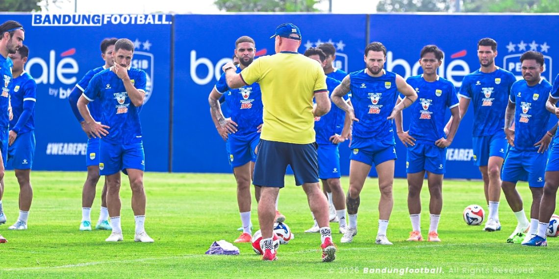 Bojan Hodak Kirim Sinyal Waspada Jelang Lawan Semen Padang