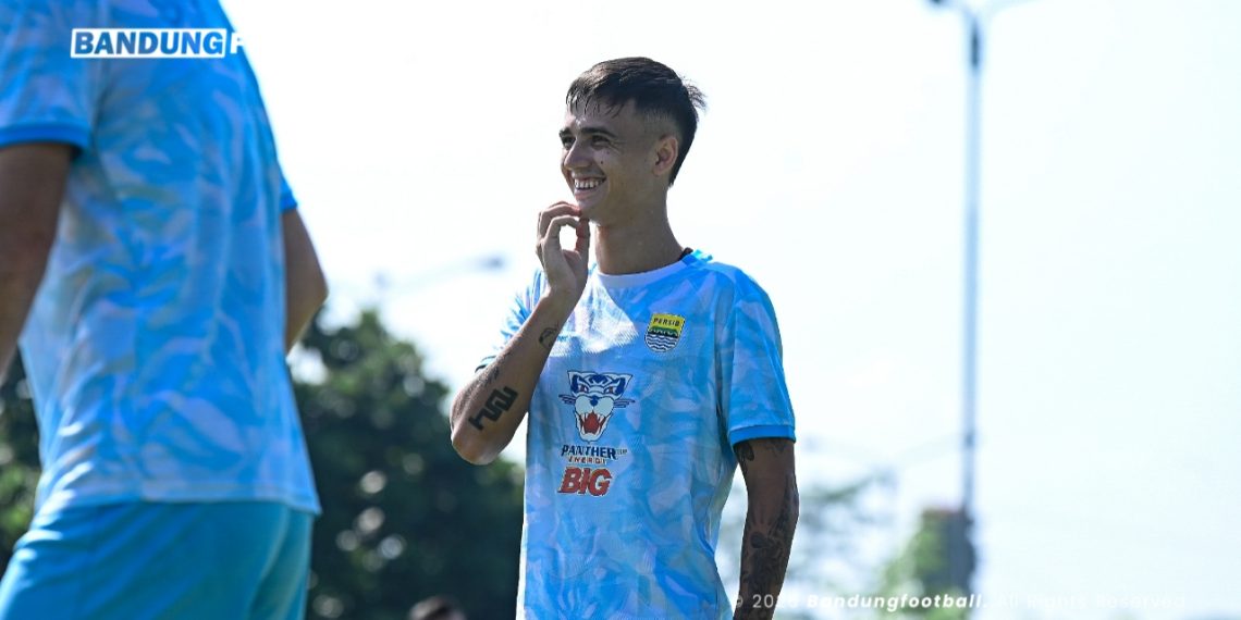 Jelang Duel Kontra Dewa, Eliano Bicara Soal 7 Final dan Satu Nama Ini