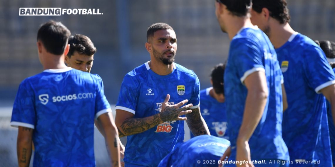 Bojan Hodak Buka Kartu Soal Kondisi Terkini Layvin Kurzawa, Siap Tempur Lawan PSIM?