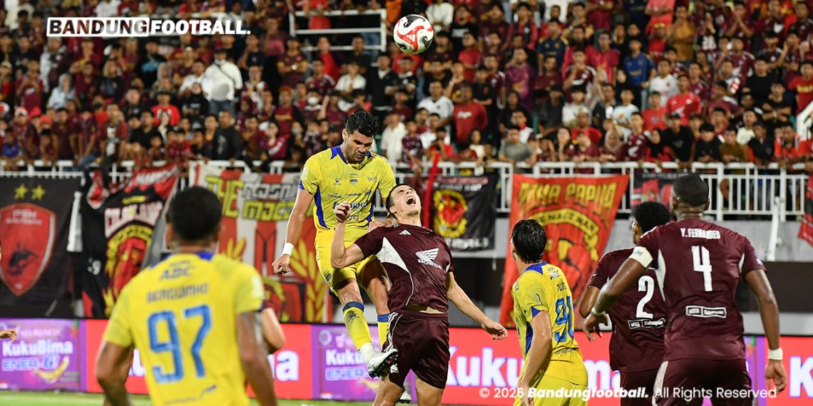Di Balik Kemenangan Dramatis Persib: Dari Air Mata untuk Bojan Hodak hingga Misi ‘Crazy Rich’ Sejarah Marc Klok