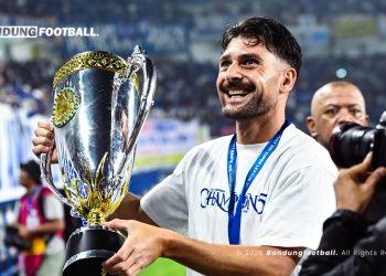Frans Putros Resmi Pamit dari Persib, Tinggalkan Pesan Menyentuh untuk Bobotoh
