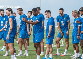 Belum Komplit, Igor Tolic Siapkan Opsi Terbaik Persib Jelang Lawan Sabah FC