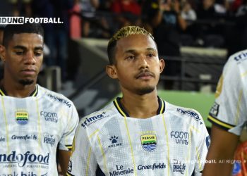 Jelang Lawan Port FC, Tanamal Targetkan Tiga Poin untuk Persib di Shopee Cup