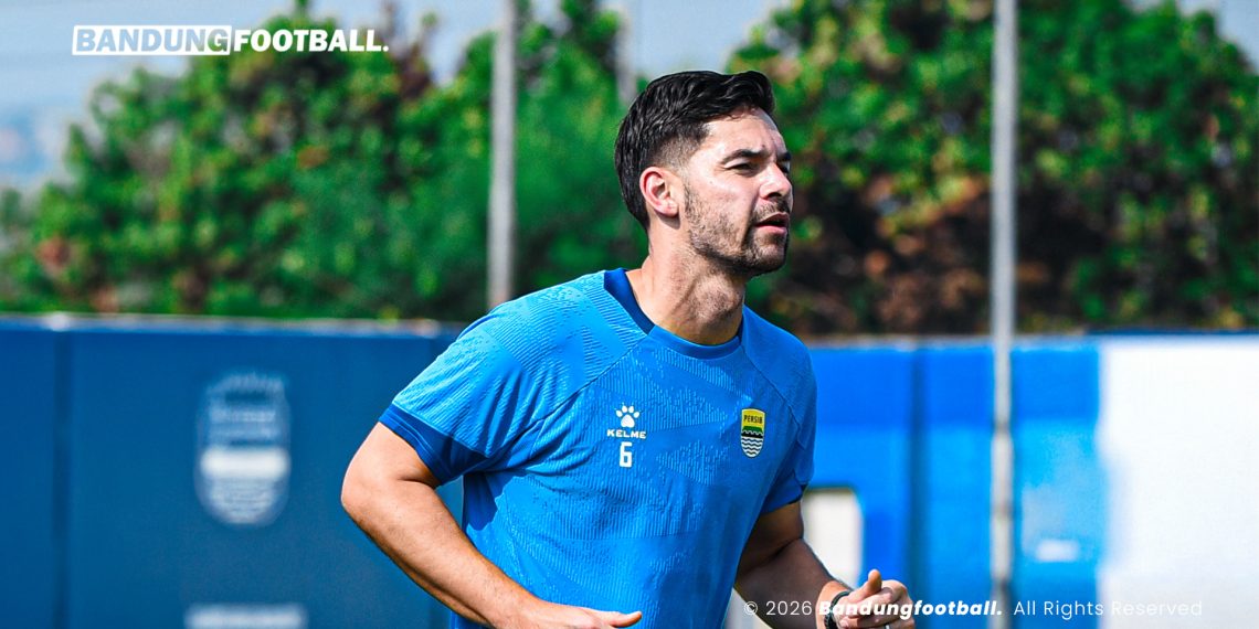 Sinyal Rotasi Persib Lawan Viettel: Sandy Walsh Siap Tempur, Pemain Bintang Masih Disimpan?